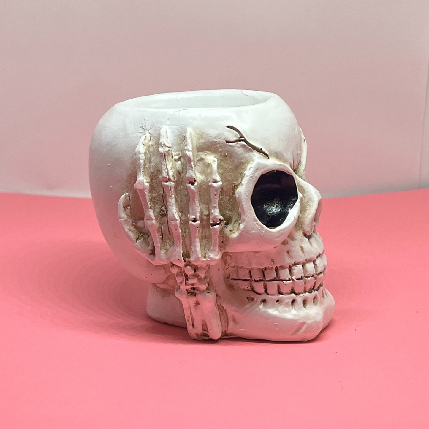 Hear No Evil Skull Pot